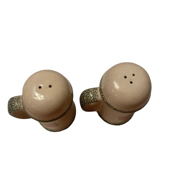 Apple Salt and Pepper Shakers - Picture 6 of 7